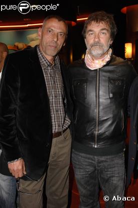 Laurent Zimmermann et Olivier Marchal lors de la première de Dogfight à Paris le 22 juin 2009