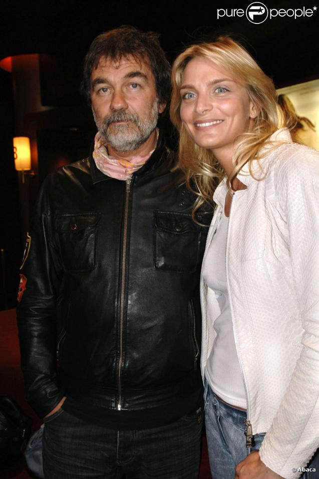 Olivier Marchal et Sarah Marshall lors de la première de Dogfight à Paris le 22 juin 2009