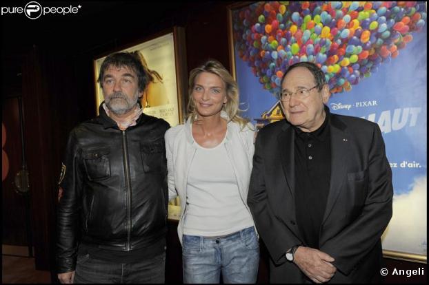 Oliver Marchal, Sarah Marshall et Robert Hossein lors de la première de Dogfight à Paris le 22 juin 2009