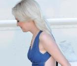 La jolie Dakota Fanning sur le tournage de The Runaways, à Los Angeles, le 24 juin 2009 !