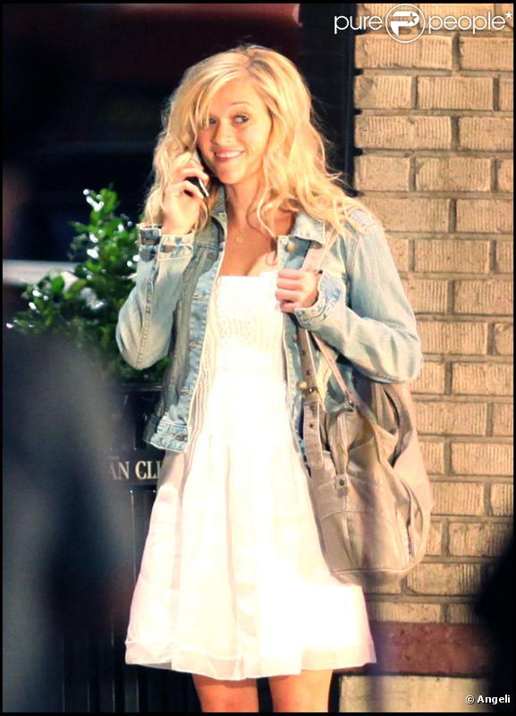 Reese Witherspoon sur le tournage de How do you do ? à Washington le 25 juin 2009