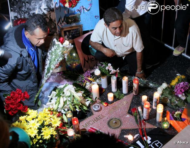 L'étoile de Michael Jackson sur le Boulevard de la gloire à Hollywood le 26 juin 2009