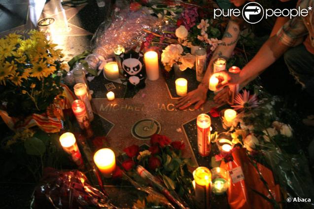 L'étoile de Michael Jackson sur le Boulevard de la gloire à Hollywood le 26 juin 2009