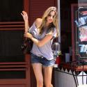 Gisele Bündchen : le top model commence à avoir... de toutes petites rondeurs de maman ! (réactualisé)