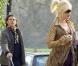 Gwen Stefani et Gavin Rossdale sont bien organisés ! Gwen s'occupe de son sac à main tandis que monsieur promène les chiens ! 