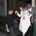 J.Lo, Katie, Ashlee, Gwen et les autres peuvent compter sur la galanterie de leurs hommes... Regardez !
