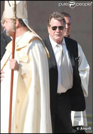 Les bouleversantes obsèques de Farrah Fawcett, qui se sont déroulées en la cathédrale Notre-Dame-des-Anges, à Los Angeles, le 29 juin 2009.