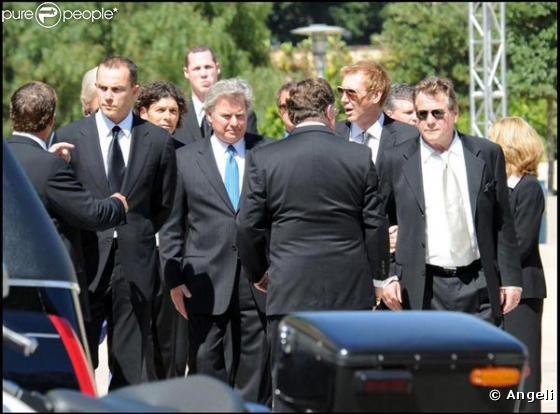 Les bouleversantes obsèques de Farrah Fawcett, qui se sont déroulées en la cathédrale Notre-Dame-des-Anges, à Los Angeles, le 29 juin 2009.