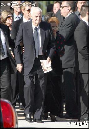 Les bouleversantes obsèques de Farrah Fawcett, qui se sont déroulées en la cathédrale Notre-Dame-des-Anges, à Los Angeles, le 29 juin 2009.