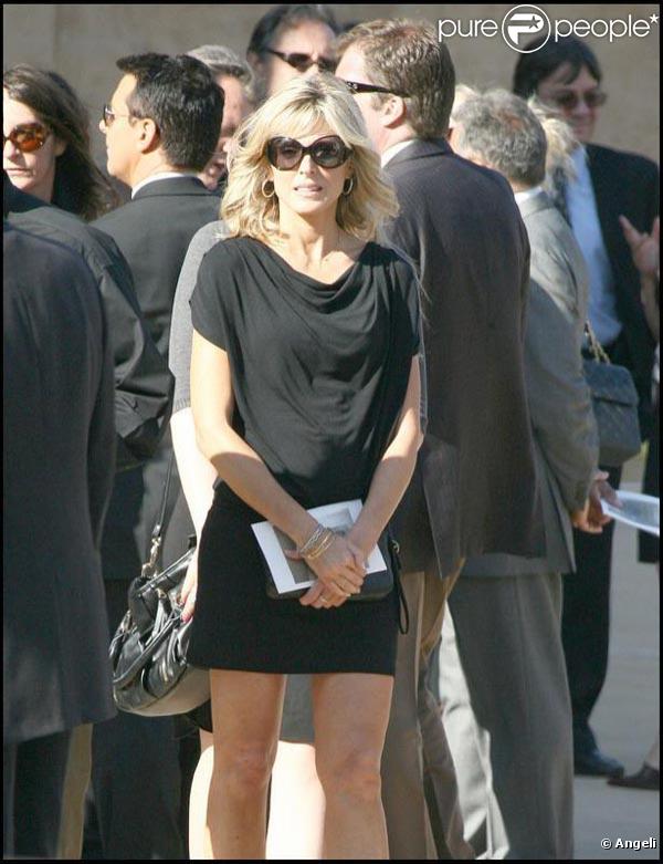 Les bouleversantes obsèques de Farrah Fawcett, qui se sont déroulées en la cathédrale Notre-Dame-des-Anges, à Los Angeles, le 29 juin 2009.