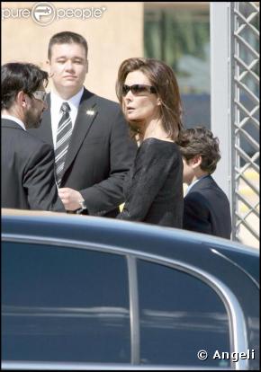 Les bouleversantes obsèques de Farrah Fawcett, qui se sont déroulées en la cathédrale Notre-Dame-des-Anges, à Los Angeles, le 29 juin 2009.