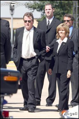 Les bouleversantes obsèques de Farrah Fawcett, qui se sont déroulées en la cathédrale Notre-Dame-des-Anges, à Los Angeles, le 29 juin 2009.