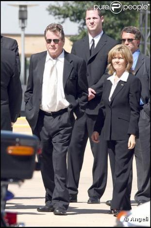 Les bouleversantes obsèques de Farrah Fawcett, qui se sont déroulées en la cathédrale Notre-Dame-des-Anges, à Los Angeles, le 29 juin 2009.