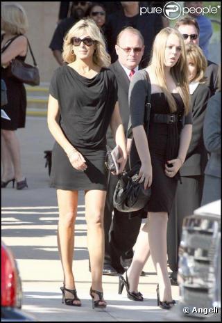 Les bouleversantes obsèques de Farrah Fawcett, qui se sont déroulées en la cathédrale Notre-Dame-des-Anges, à Los Angeles, le 29 juin 2009.