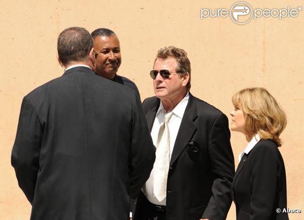 Les bouleversantes obsèques de Farrah Fawcett, qui se sont déroulées en la cathédrale Notre-Dame-des-Anges, à Los Angeles, le 29 juin 2009.
