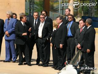 Les bouleversantes obsèques de Farrah Fawcett, qui se sont déroulées en la cathédrale Notre-Dame-des-Anges, à Los Angeles, le 29 juin 2009.