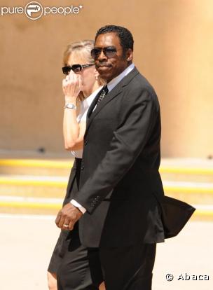 Les bouleversantes obsèques de Farrah Fawcett, qui se sont déroulées en la cathédrale Notre-Dame-des-Anges, à Los Angeles, le 29 juin 2009.