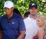 Tiger Woods, Tony Romo et Jessica Simpson à l'occasion de l'ouverture du tournoi de golf AT&T National, à Bethesda, dans le Maryland, le 1er juillet 2009 !