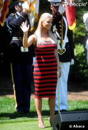 Jessica Simpson à l'occasion de l'ouverture du tournoi de golf AT&T National, à Bethesda, dans le Maryland, le 1er juillet 2009 !