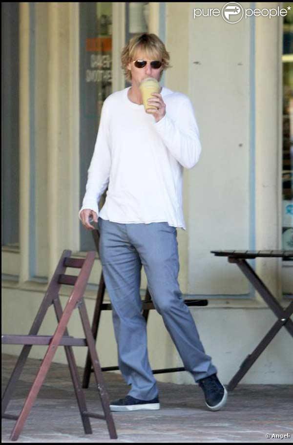 Owen Wilson dans les rues de Malibu