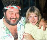 Dorothée et son ami feu Carlos en 1985 : à l'époque, elle est encore sur Antenne 2 et ravit les enfants avec Récré A2 