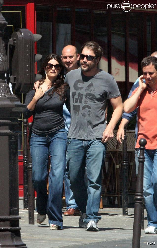   Penélope Cruz et Javier Bardem à Paris le 14 juillet 2009 