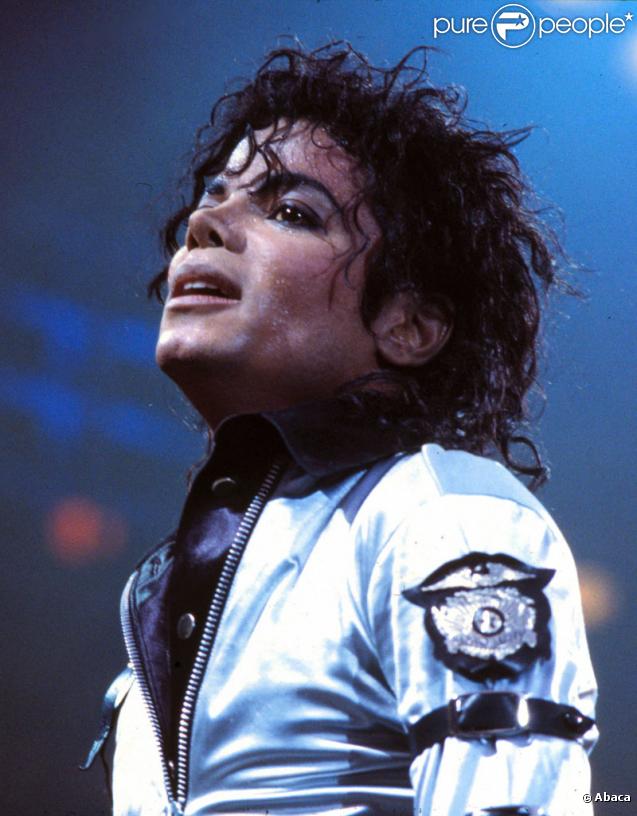 251662-michael-jackson-637x0-1.jpg