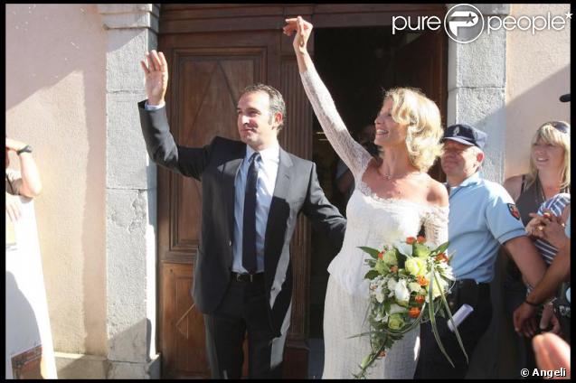 Alexandra Lamy et Jean Dujardin à leur mariage, le 25 juillet 2009.