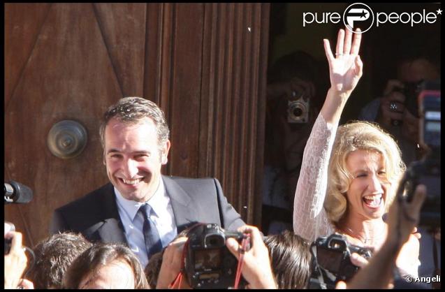 Alexandra Lamy et Jean Dujardin à leur mariage, le 25 juillet 2009.