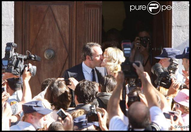 Alexandra Lamy et Jean Dujardin à leur mariage, le 25 juillet 2009.