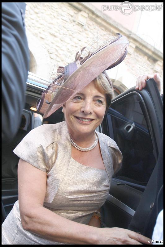 La maman de Jean, au mariage d'Alexandra Lamy et Jean Dujardin, le 25 juillet 2009.