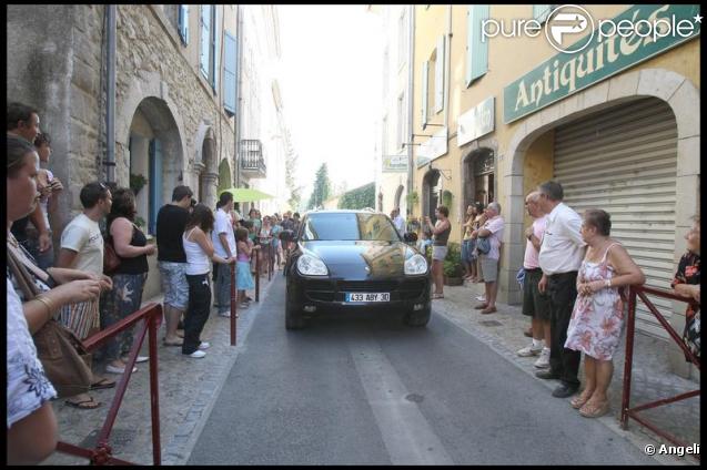 Alexandra Lamy et Jean Dujardin se sont unis le 25 juillet 2009, à la mairie d'Anduze, dans les Cévennes.