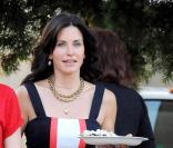 Courteney Cox sur le plateau de Cougar Town, à Los Angeles (29 juillet 2009)
