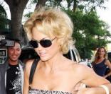  Kelly Carlson sort d'un déjeuner au restaurant Madeo, West Hollywood, le 31 juillet 2009 