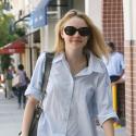 Dakota Fanning est devenue une vraie jeune fille... mais a toujours besoin de sa maman !