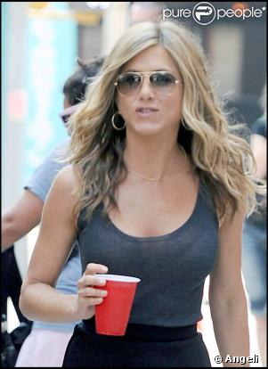 Jennifer Aniston sur le tournage de  Bounty Hunter , dans le quartier de Harlem, à New York, le 3 août 2009 !