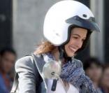 Anne Hathaway sur le tournage de Valentine's Day le 11/08/09 à Los Angeles