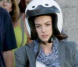Anne Hathaway sur le tournage de Valentine's Day le 11/08/09 à Los Angeles