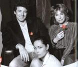 Patrick Bruel, Emmanuelle Béart, Claude Lelouch, Francis Huster et Danièle Thompson posant pour la campagne de la Fondation Mimi 