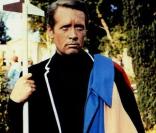 Patrick Goohan est Le Prisonnier qui passe dix-sept épisodes à tenter de s'échapper d'un mystérieux village 