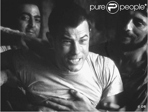 Brad Davis est un Américain qui se retrouve dans une terrible prison en Turquie dans Midnight express. Taxé parfois d'exagération quant à la réalité, ce film est un éprouvant voyage vers la liberté 