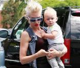 Gwen Stefani et son petit Zuma vont faire quelques courses. 22/08/09