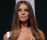 Quand la belle Daria Werbowy défile...