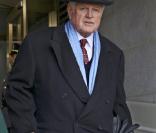 Ted Kennedy en janvier 2009 lors de l'intronisation de Barack Obama à la Maison Blanche