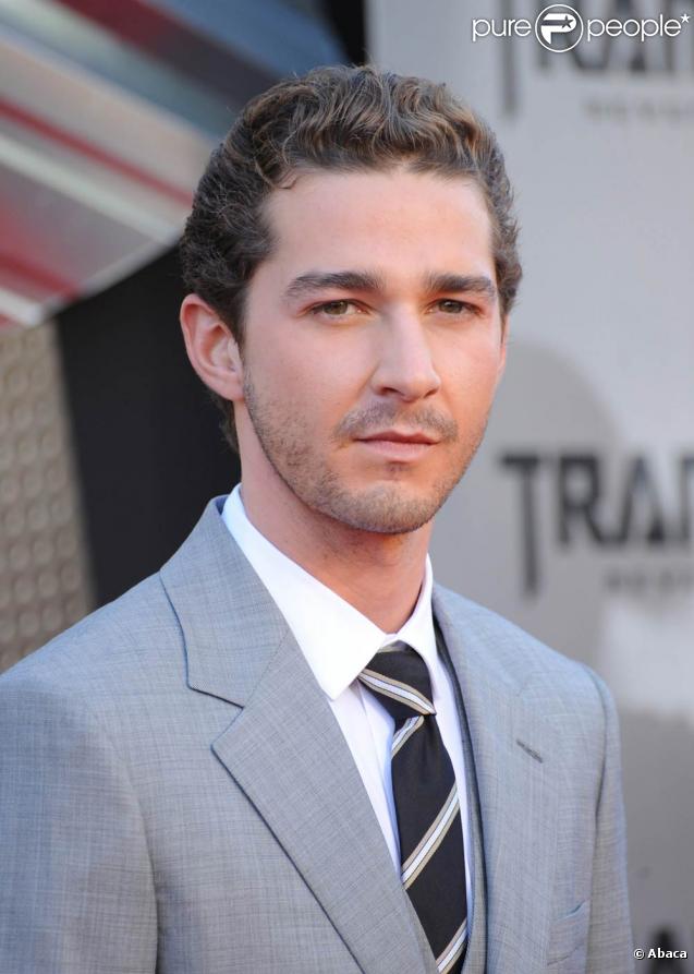 Shia LaBeouf en tournage de  Wall Street 2 - Money Never Sleeps  !