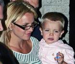 Britney Spears emmène ses fils voir la comédie musicale Shrek le 27 août 2009 à New York