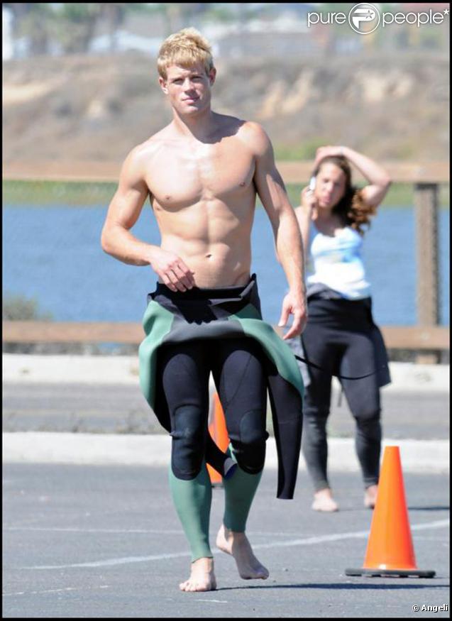 Le sexy Trevor Donovan à Marina Del Ray, en Californie, le 24 août 2009. Il a récemment rejoint le casting de 90210.
