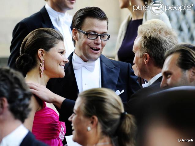 La princesse Victoria de Suède assistait samedi 29 août 2009 au mariage de Jan Dinkespiel et Ellen Stendhal, en compagnie de son fiancé Daniel Westling