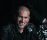 Zizou à l'hôtel avec ses belles lunettes