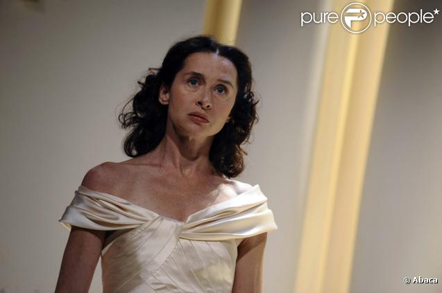 Anne Brochet dans la pièce de Philip Barry, Vie Privée, au théâtre Antoine à Paris le 28 août 2009